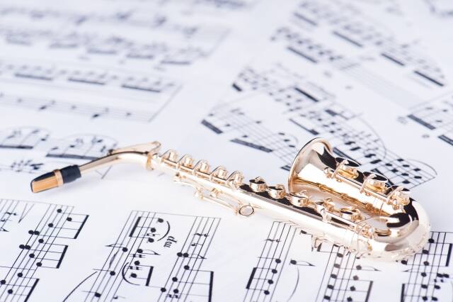 サックスレッスン 安い